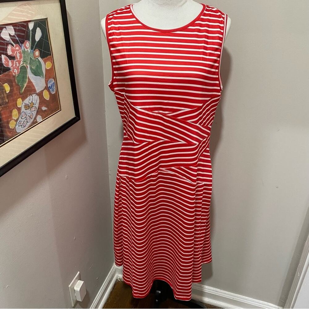 Sleeveless Red and White Striped Dress Size XXL Crew Neck Fit and Flare Style
